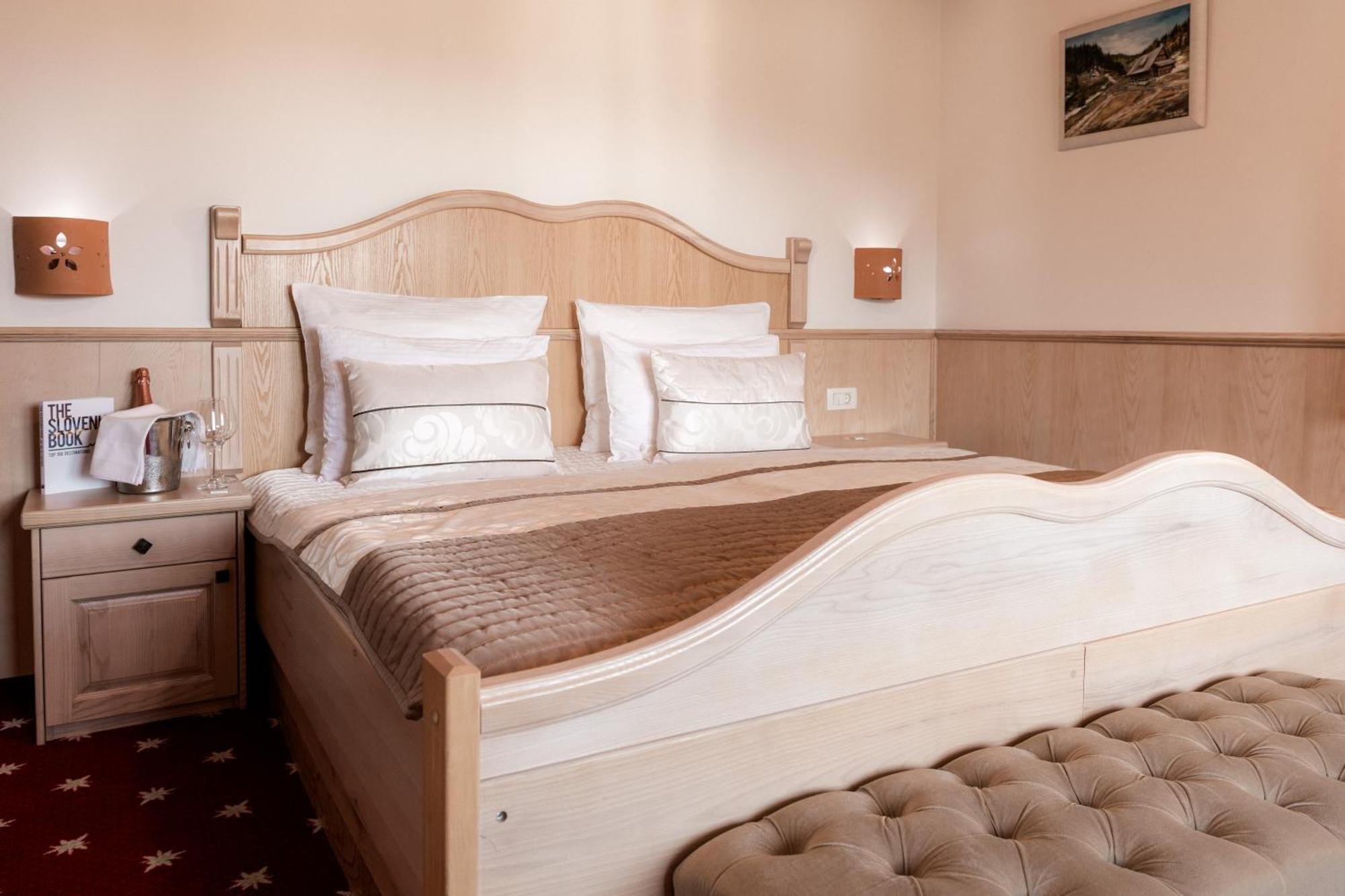 Hotel Planinka 류브노 외부 사진