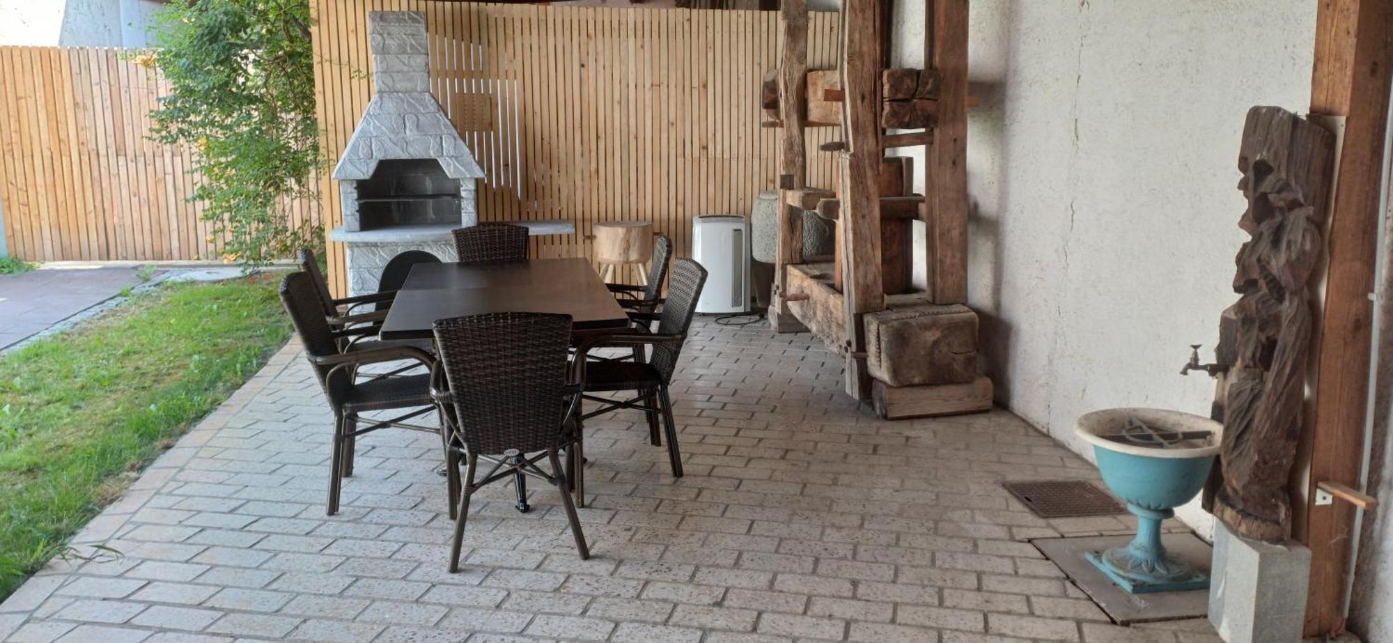 Hotel Planinka 류브노 외부 사진