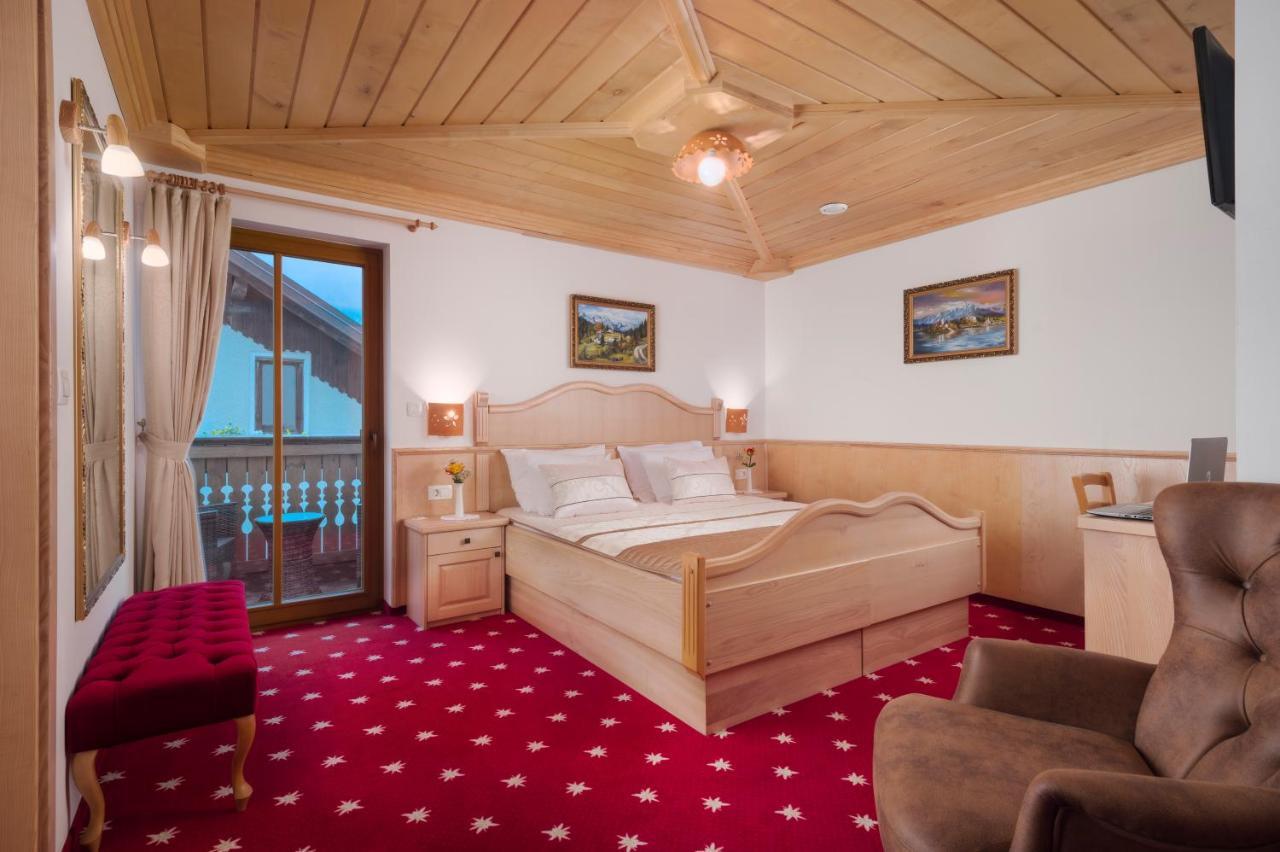 Hotel Planinka 류브노 외부 사진